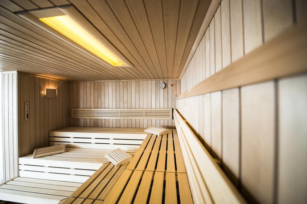 Hotel Hafen Buesum Экстерьер фото