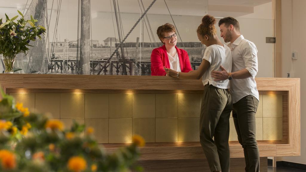 Hotel Hafen Buesum Экстерьер фото