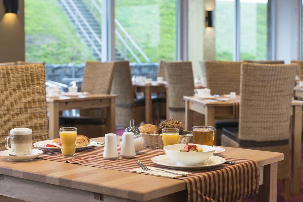 Hotel Hafen Buesum Экстерьер фото